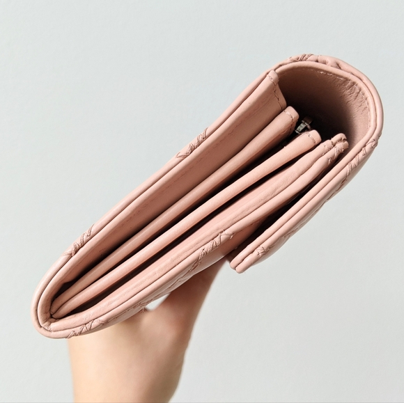 Chanel Wallet - Picture 5 of 15